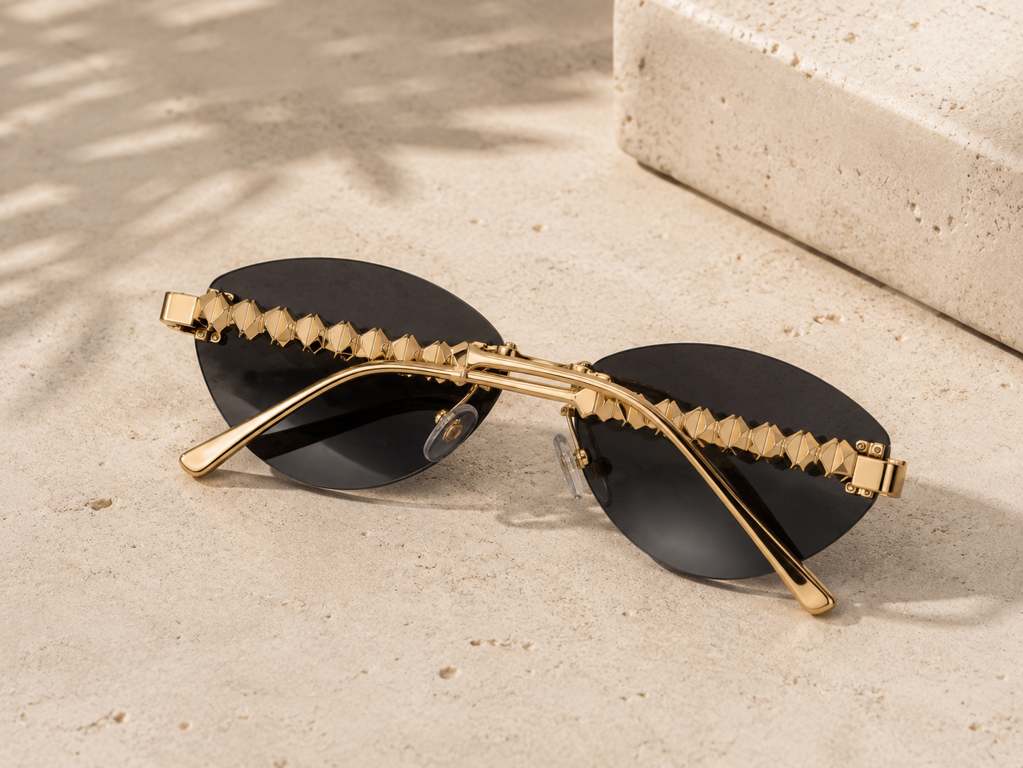Rimless Cat-Eye Sunglasses – Effortless Luxury